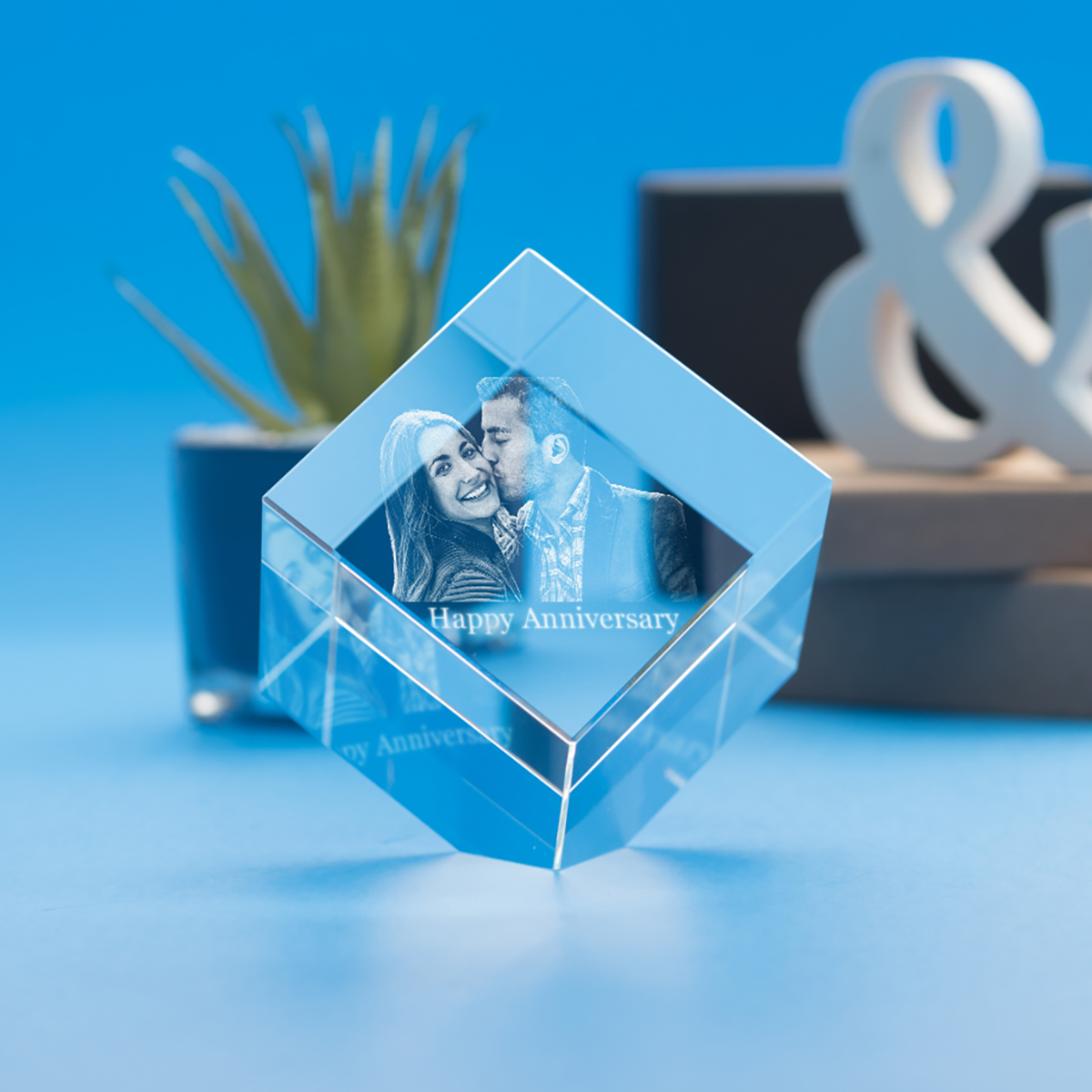 Anniversary Cube Crystal, 3D Engraved