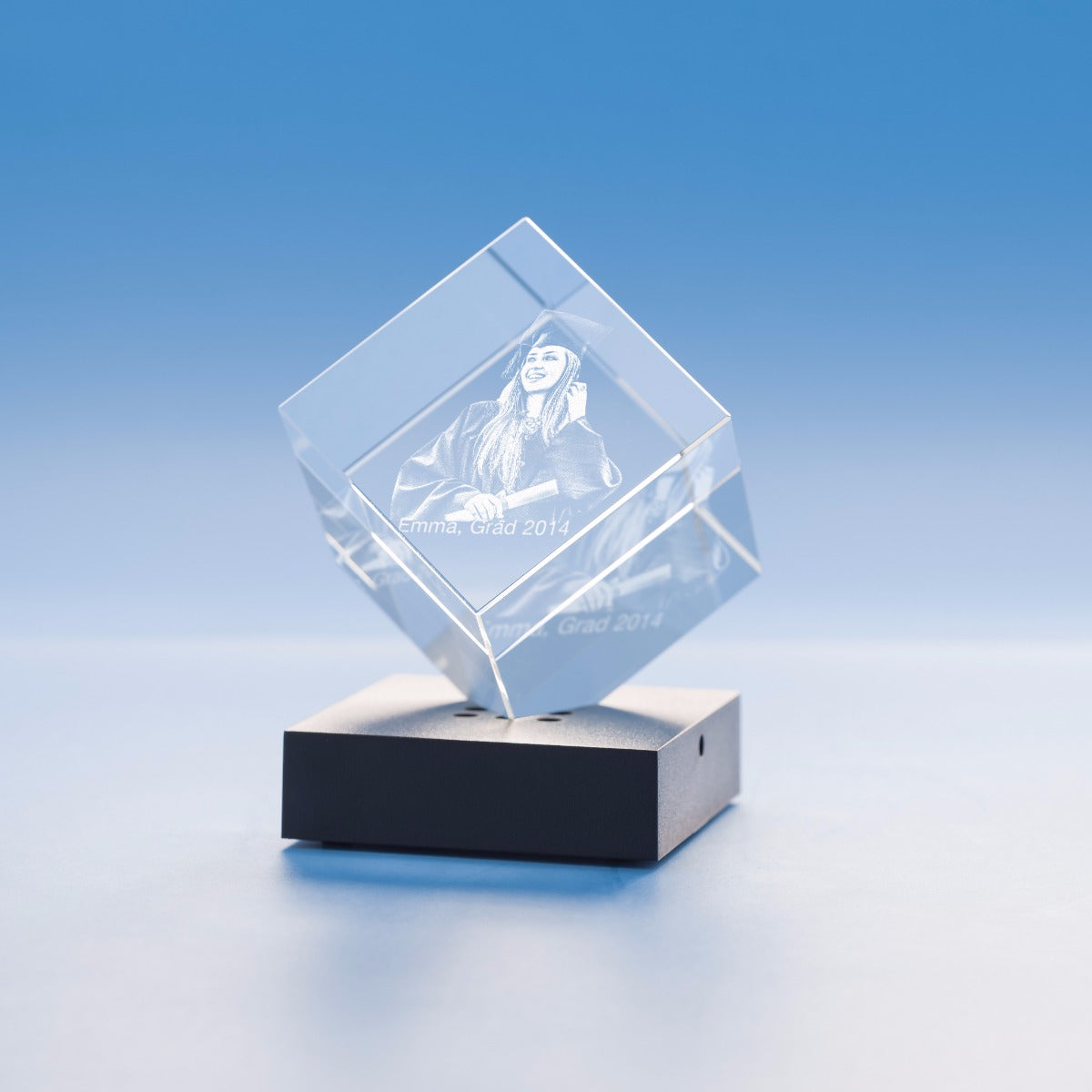 Graduation Cube Crystal, 3D Engraved