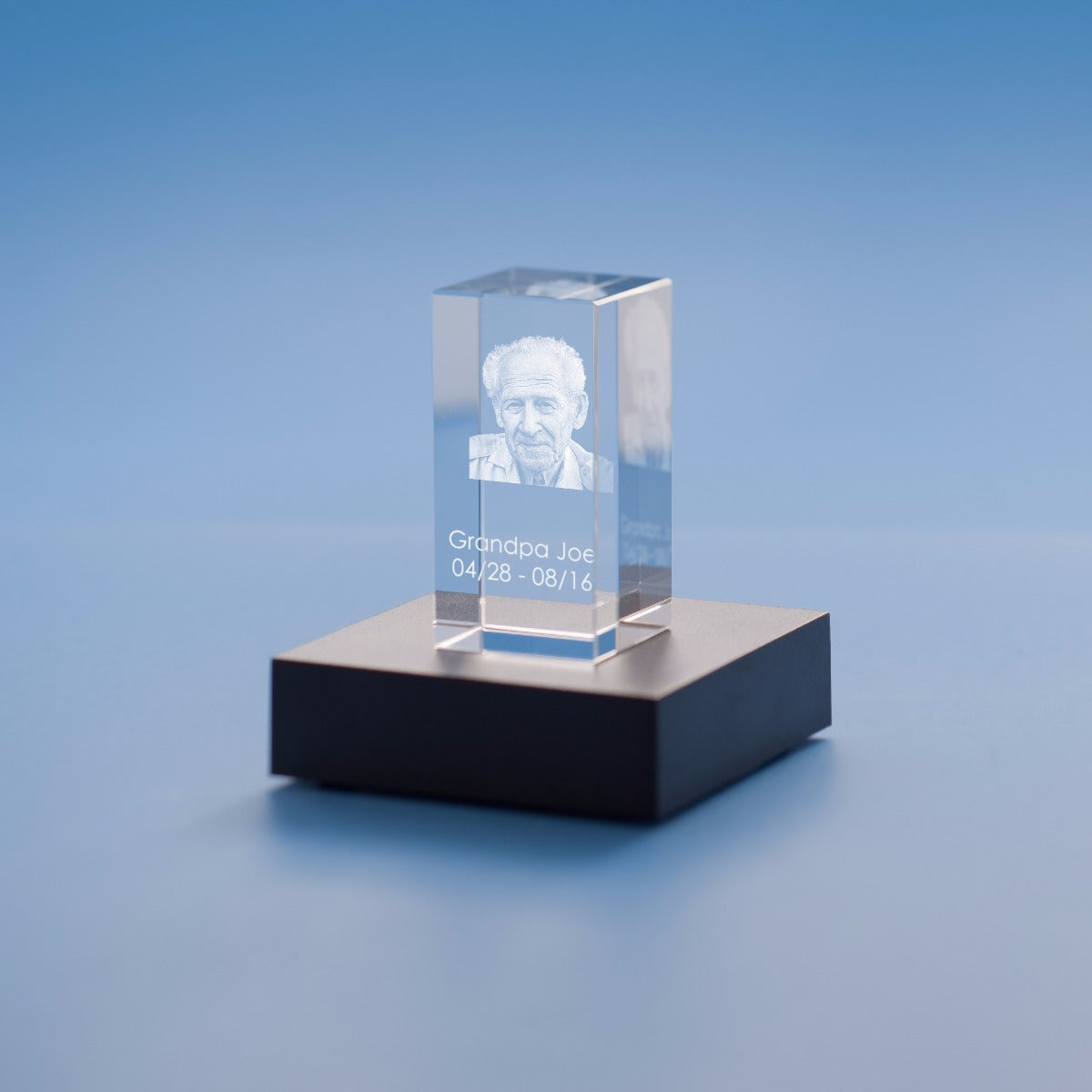 Memorial Tower Crystal, 3D Engraved