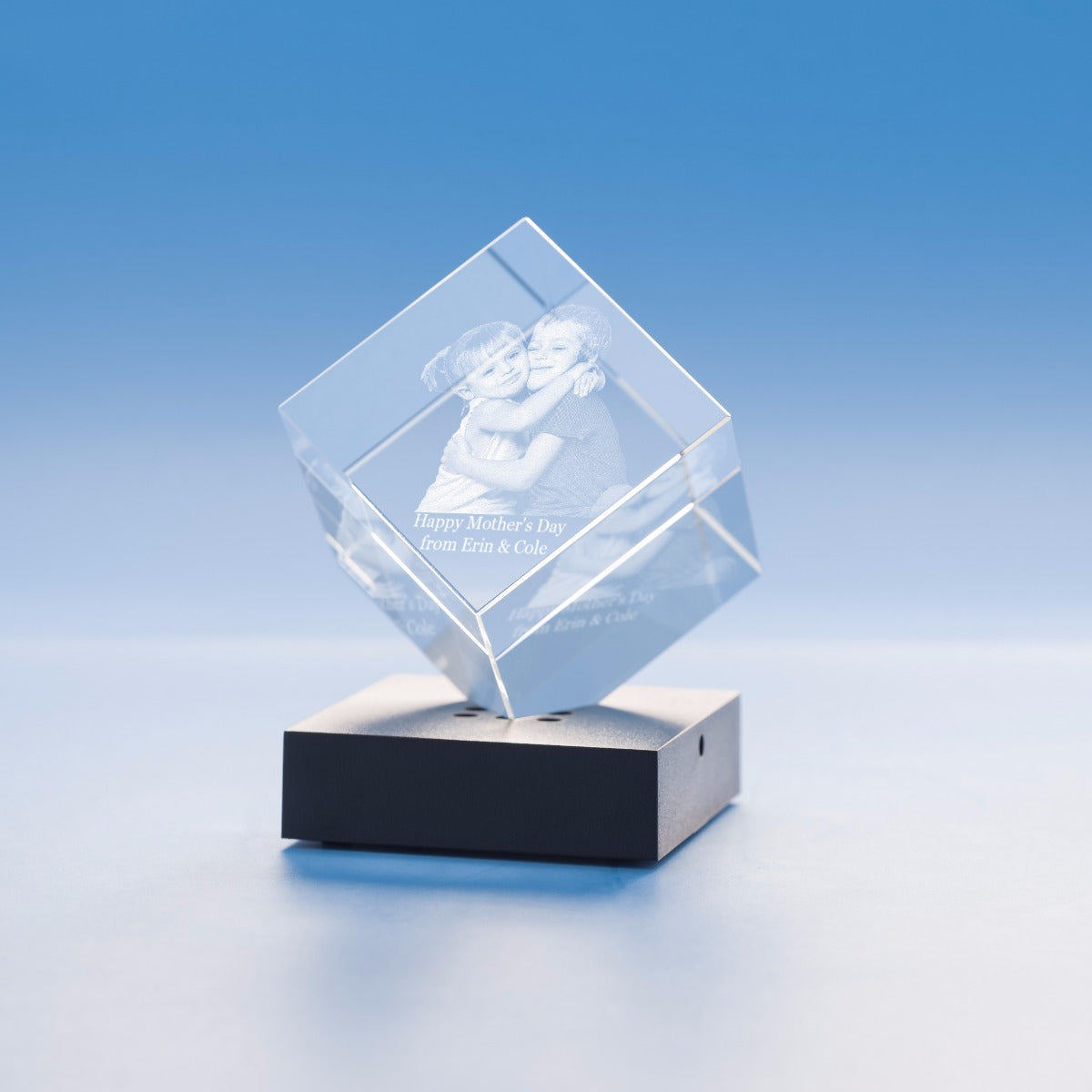 Mother's Day Cube Crystal, 3D Engraved