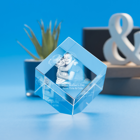 Mother's Day Cube Crystal, 3D Engraved