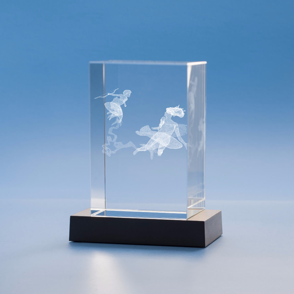 Pisces Zodiac Sign Tower Crystal, 3D Engraved