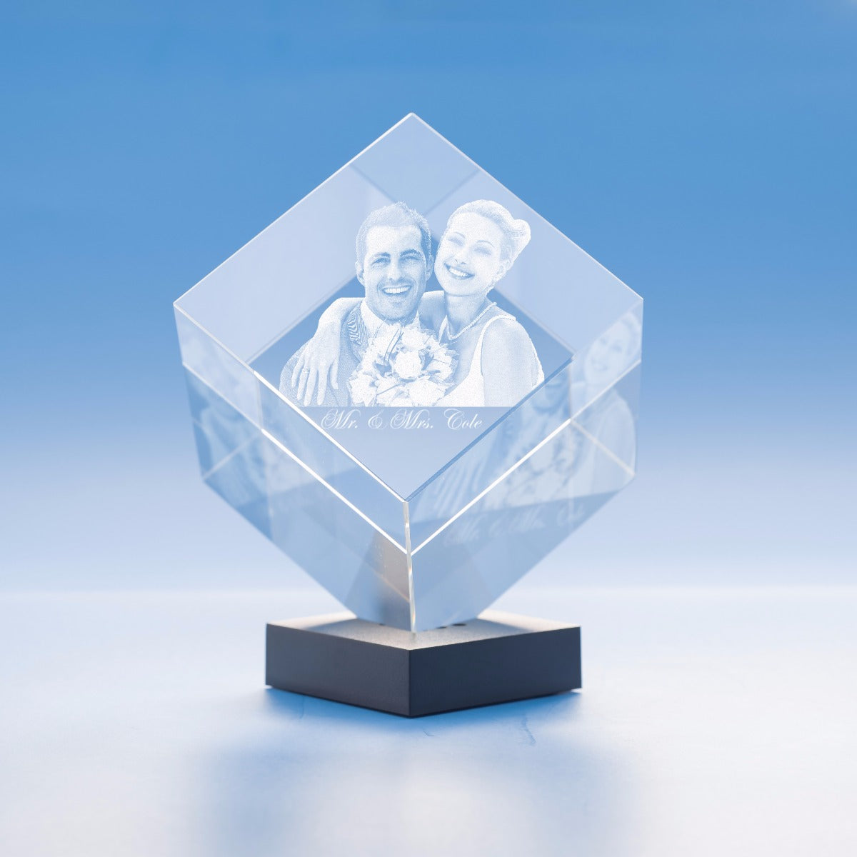 Wedding Cube Crystal, 3D Engraved